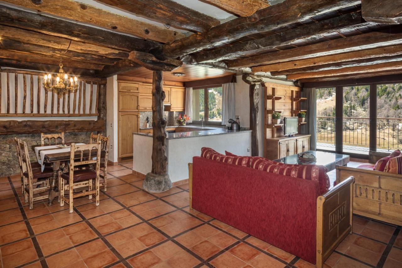 Apartaments Els Llacs Bordes d'Envalira Εξωτερικό φωτογραφία