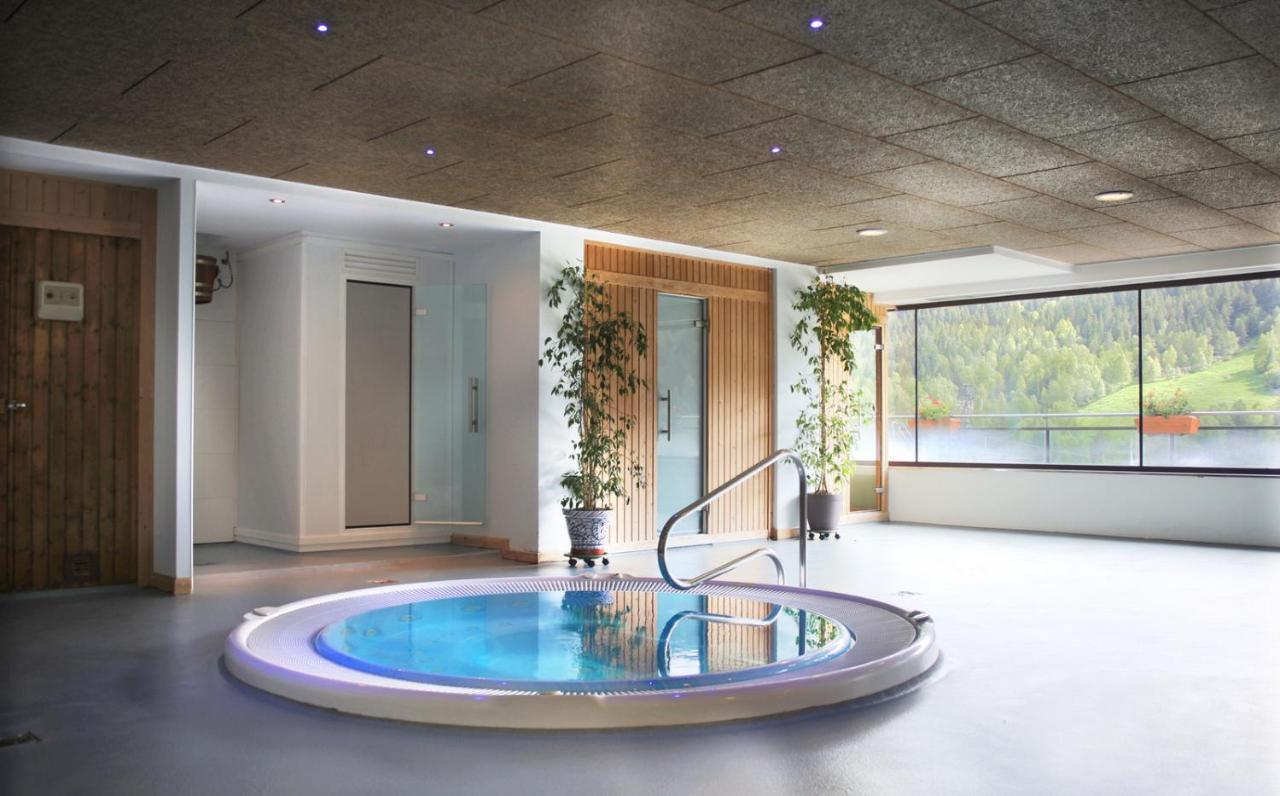 Apartaments Els Llacs Bordes d'Envalira Εξωτερικό φωτογραφία