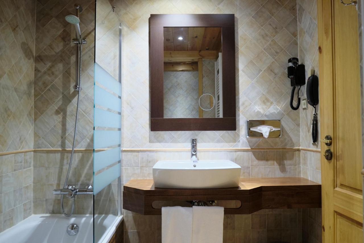 Apartaments Els Llacs Bordes d'Envalira Εξωτερικό φωτογραφία