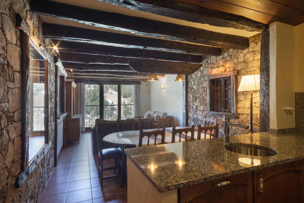 Apartaments Els Llacs Bordes d'Envalira Εξωτερικό φωτογραφία