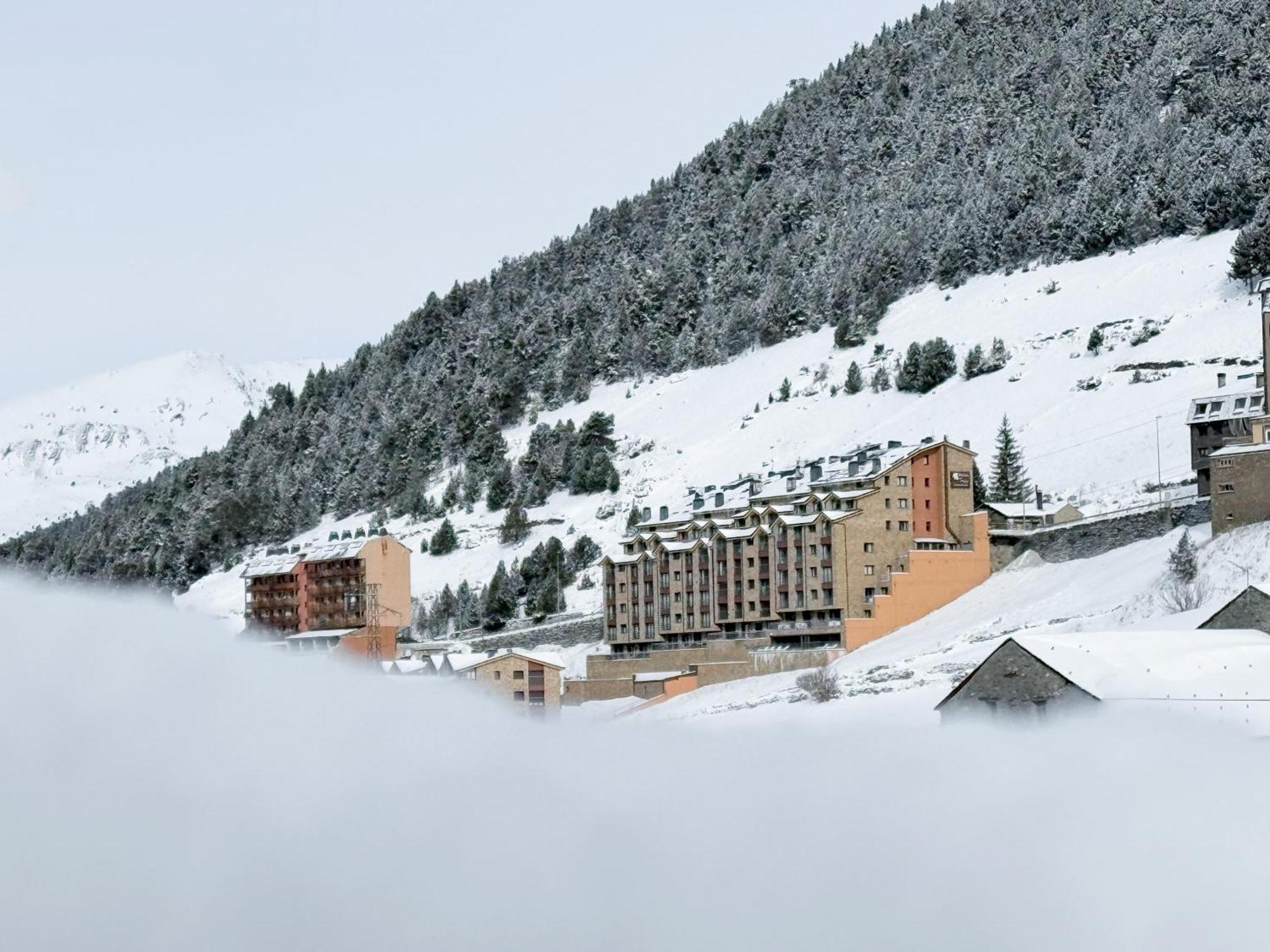 Apartaments Els Llacs Bordes d'Envalira Εξωτερικό φωτογραφία